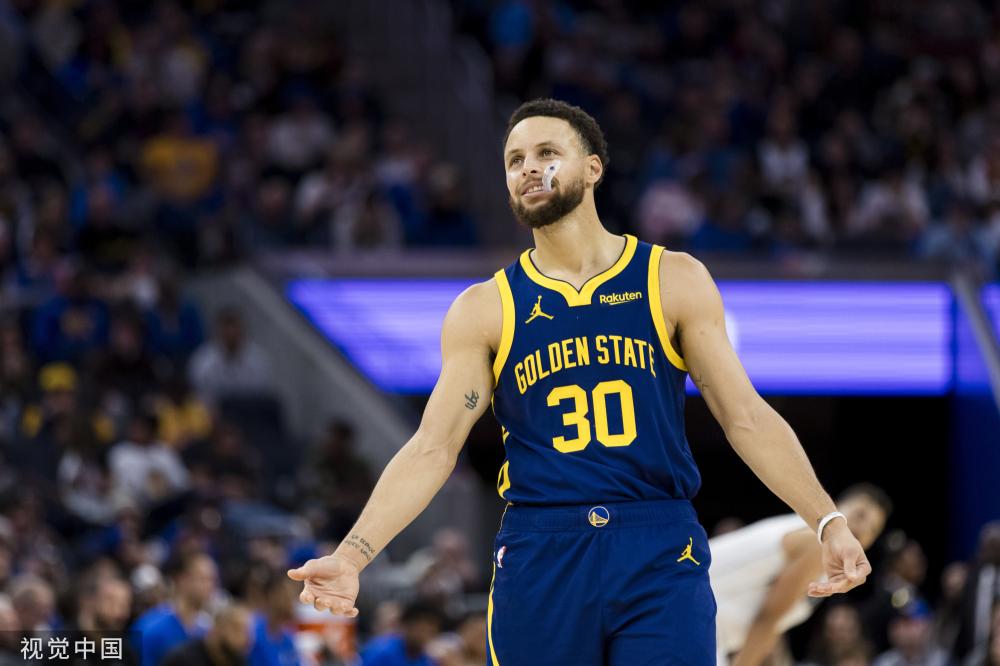 因素共同作 因素共同作