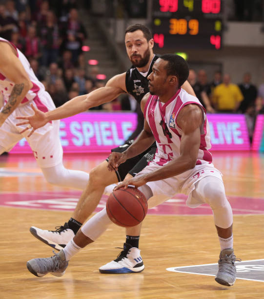 哈尔滨国际 哈尔滨国际